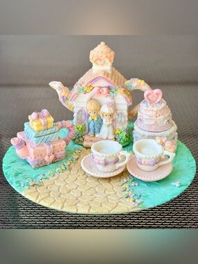 Precious Moments (1998) “Wedding Day” Miniature Tea Set Resin-Based Display/EUC
